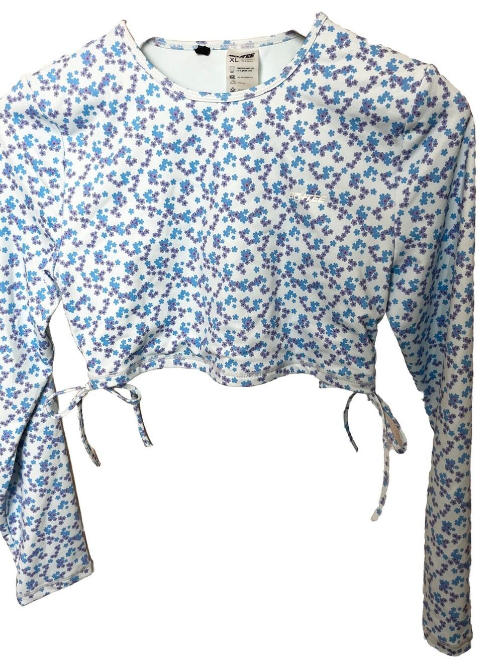 Bo+Tee Long Sleeve Crop Top Women’s Size XL Blue Floral Tie Activewear